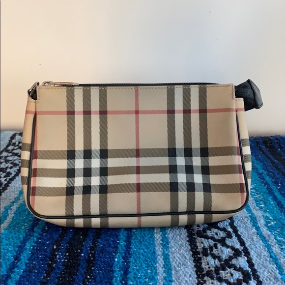 Burberry classic plaid small bag - Picture 1 of 6
